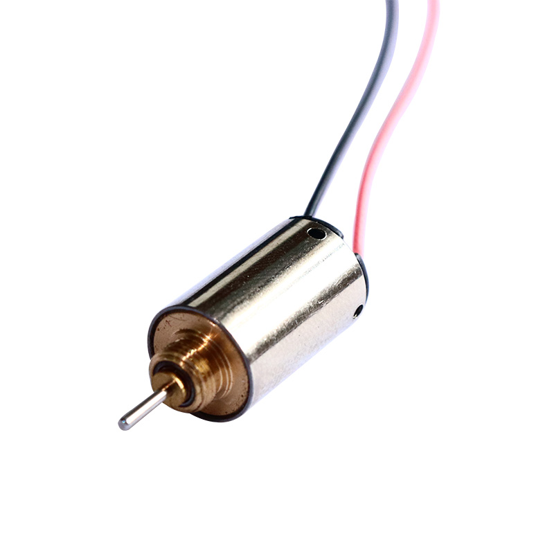 Kokie yra pagrindiniai 10 mm tauriojo metalinio šepetėlio nuolatinės srovės variklio pranašumai?